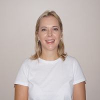 Janine Genis
